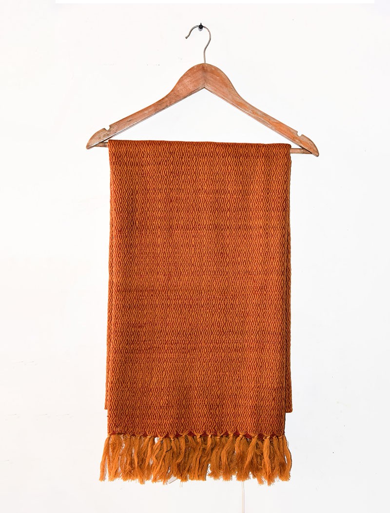 Woolen Shawl Handwoven with Fine Oak Wool - Uttarakhand Woolen Shawl Handwoven with Fine Oak Wool - Uttarakhand