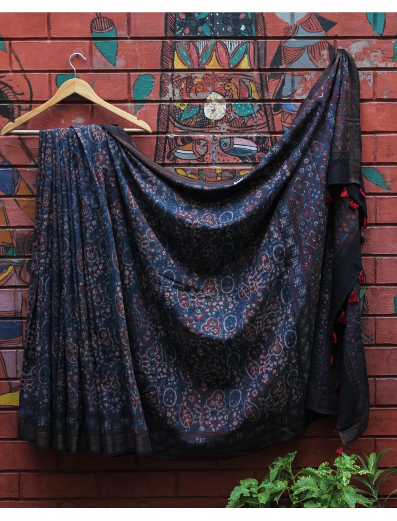Mangalgiri Saree with Blouse Mangalgiri Saree with Blouse