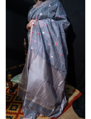 Woven Boota Saari