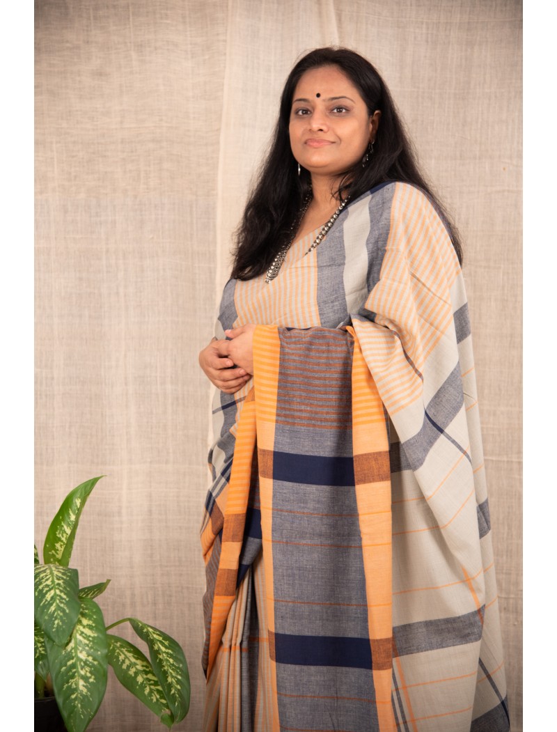 Saree Saree