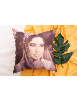 Meena Kumari Print Cushion Cover