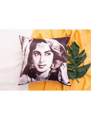 Waheeda Rahman print cushion cover