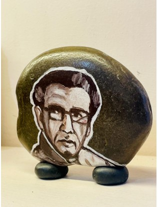 Harivansh Rai Bachchan stone face